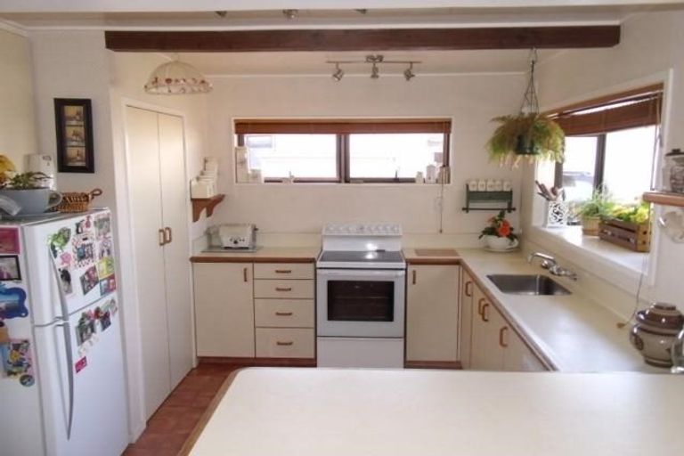 Photo of property in 85 Riverbend Road, Onekawa, Napier, 4110