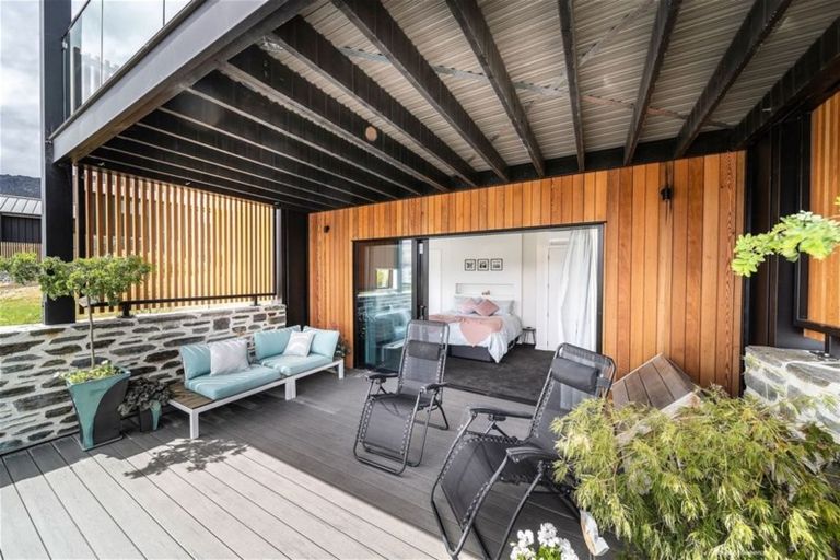 Photo of property in 7a Rannoch Drive, Jacks Point, Queenstown, 9371