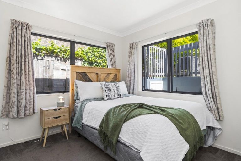 Photo of property in 16 Rosella Drive, Welcome Bay, Tauranga, 3112