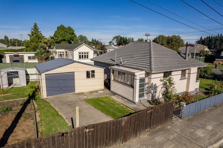 Photo of property in 7 Gray Street, Milton, 9220