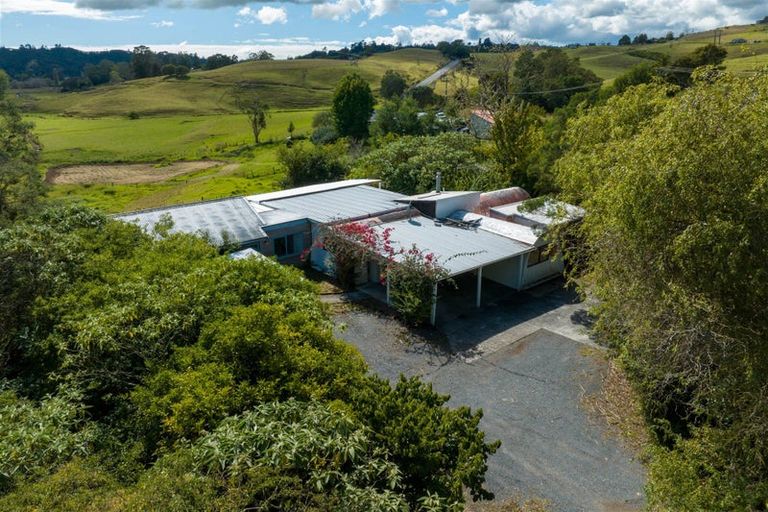 Photo of property in 127 Paihia Road, Kawakawa, 0210