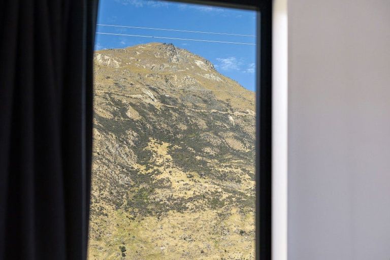 Photo of property in 54 Red Cottage Drive, Lake Hayes, Queenstown, 9304