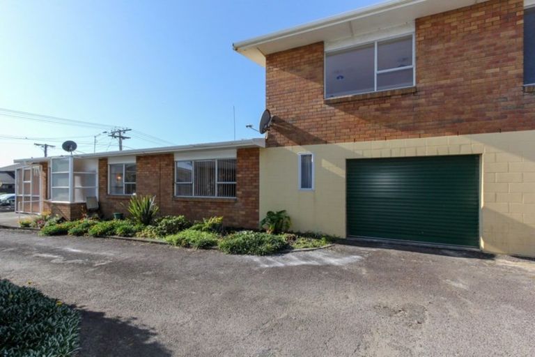 Photo of property in 1/82 Buller Street, New Plymouth, 4312