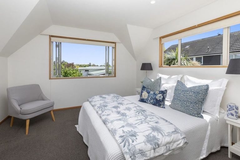 Photo of property in 2 Hurunui Street, Cracroft, Christchurch, 8025