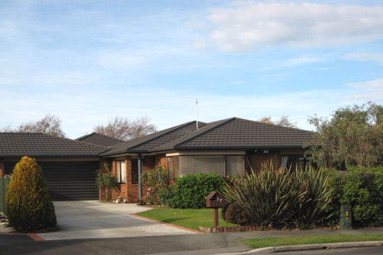 Photo of property in 37a Cardigan Bay Place, Addington, Christchurch, 8024