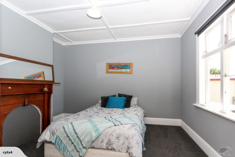 Photo of property in 39 Mouatt Street, Waitara, 4320