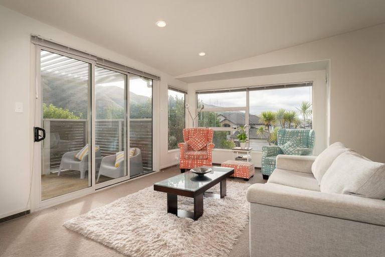 Photo of property in 16 Neston Grove, Churton Park, Wellington, 6037