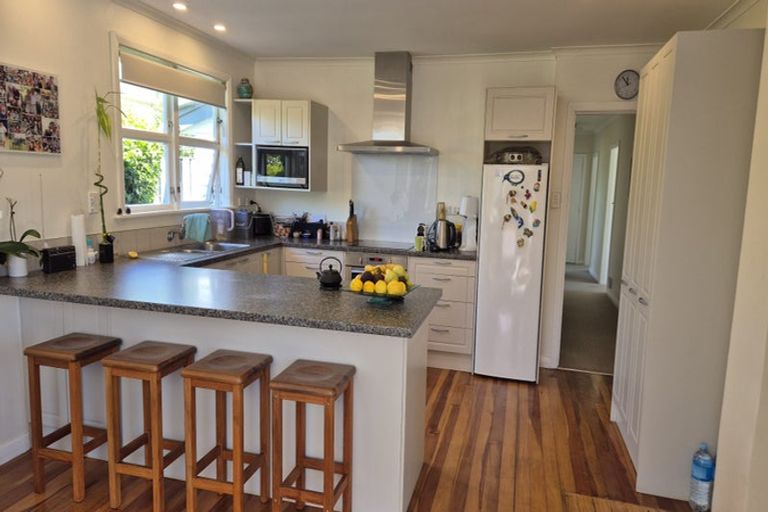Photo of property in 72 Heke Street, Ngaio, Wellington, 6035