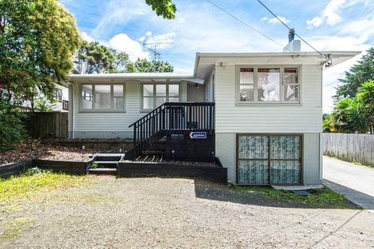 Photo of property in 291 Swanson Road, Ranui, Auckland, 0612