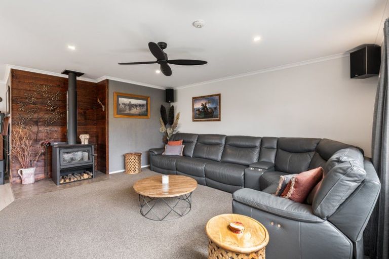 Photo of property in 102 Mark Street, Whangamata, 3620