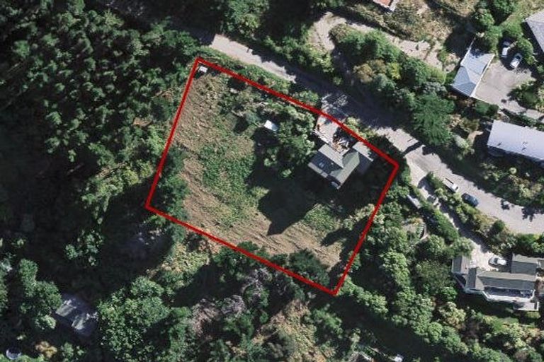 Photo of property in 7 Harmans Road, Lyttelton, 8082