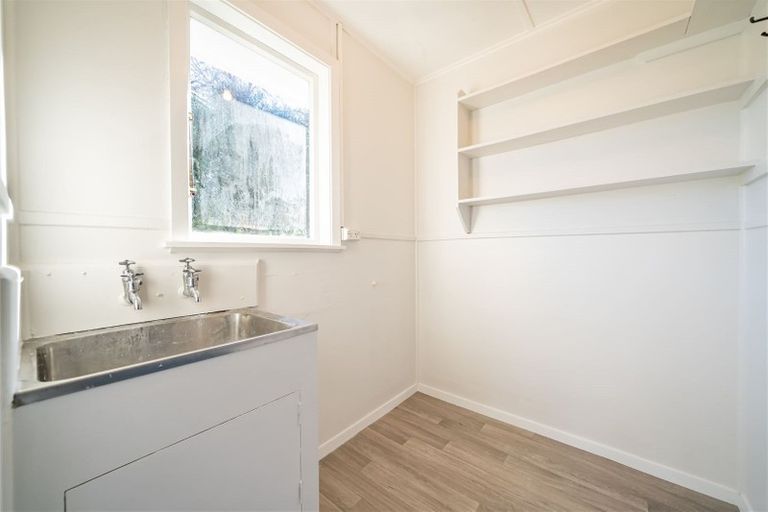 Photo of property in 5a Mangaroa Hill Road, Clouston Park, Upper Hutt, 5018