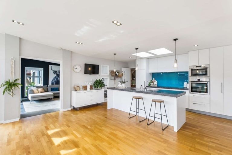 Photo of property in 29 Kahira Crescent, Papamoa Beach, Papamoa, 3118