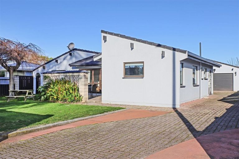 Photo of property in 16 Ngaruroro Avenue, Whakatu, Hastings, 4102