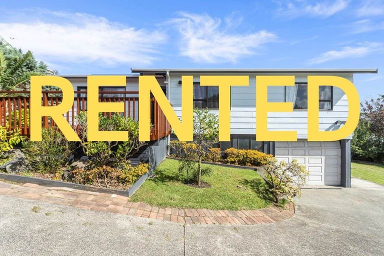 Photo of property in 21 Flaunty Place, West Harbour, Auckland, 0618