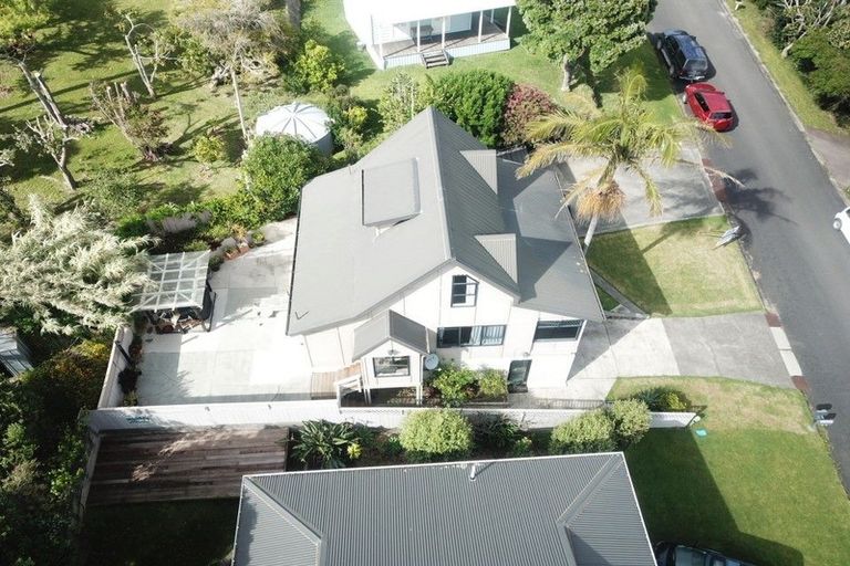 Photo of property in 6 Seaview Road, Cable Bay, 0420