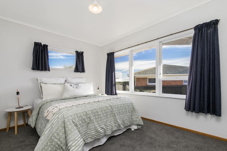Photo of property in 20 Halberg Street, Papakura, 2110