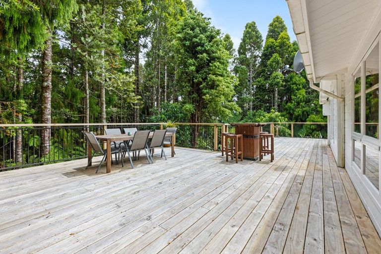 Photo of property in 130 Opanuku Road, Henderson Valley, Auckland, 0612