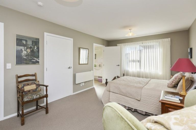 Photo of property in 247a Carrington Street, Vogeltown, New Plymouth, 4310