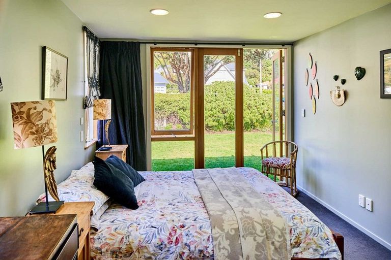 Photo of property in 96 Muritai Road, Eastbourne, Lower Hutt, 5013