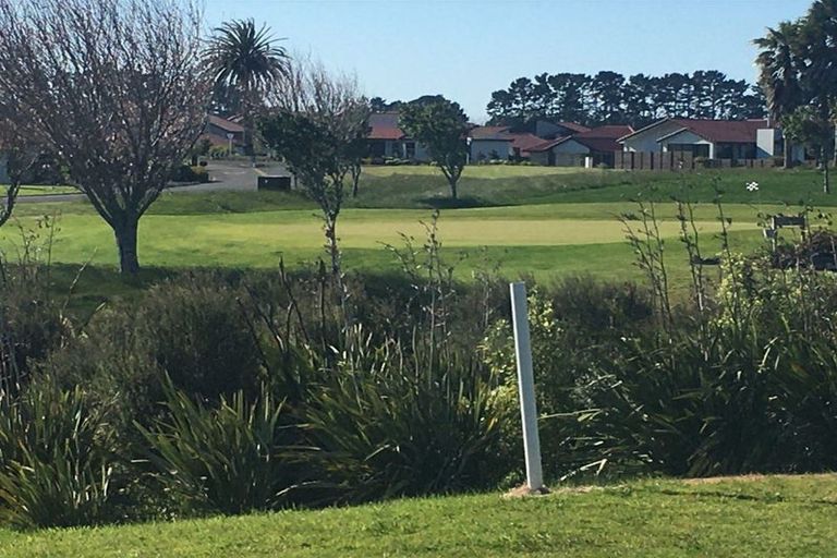 Photo of property in 30 Ballantyne Way, Aongatete, 3178