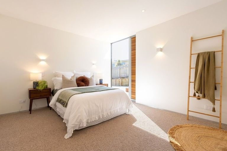 Photo of property in 20a Queens Road, Waikanae Beach, Waikanae, 5036