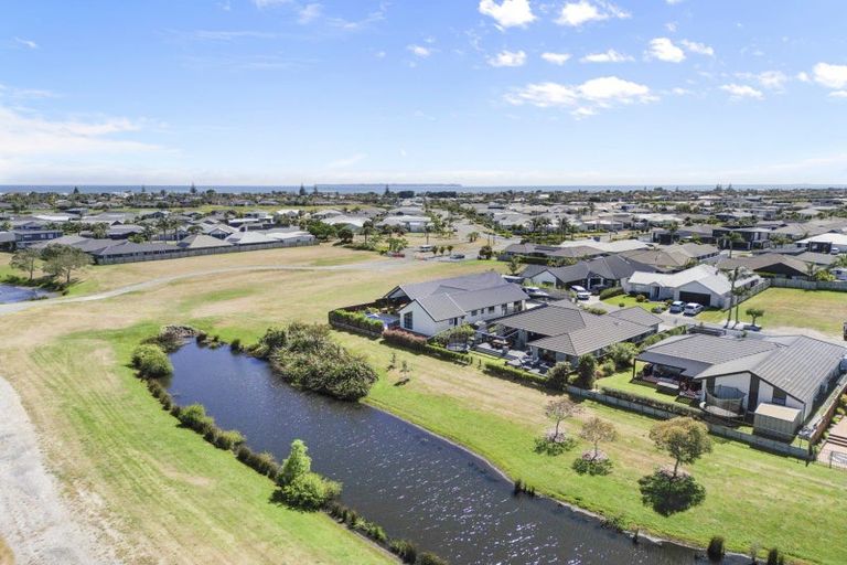 Photo of property in 9 Senecio Way, Papamoa Beach, Papamoa, 3118