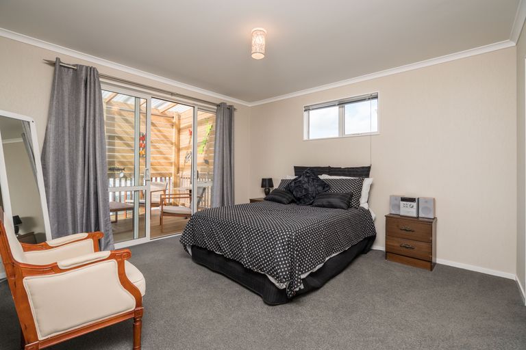 Photo of property in 9 Weka Street, Mangawhai, 0505