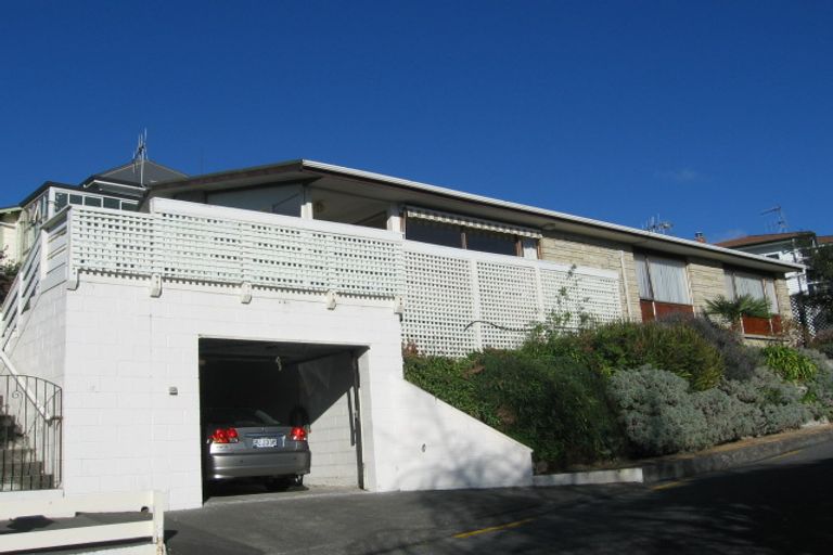 Photo of property in 5 Hadfield Terrace, Bluff Hill, Napier, 4110