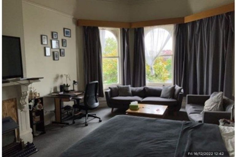 Photo of property in 21 Aramoana Avenue, Devonport, Auckland, 0624