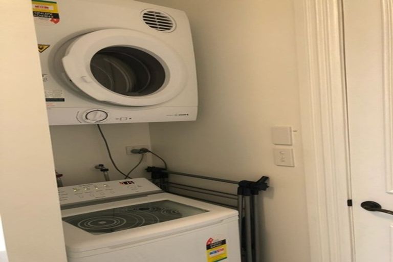 Photo of property in 56 Majoribanks Street, Mount Victoria, Wellington, 6011