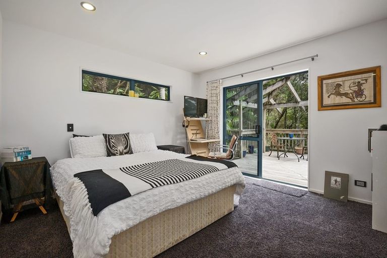 Photo of property in 361a Paremoremo Road, Paremoremo, Auckland, 0632