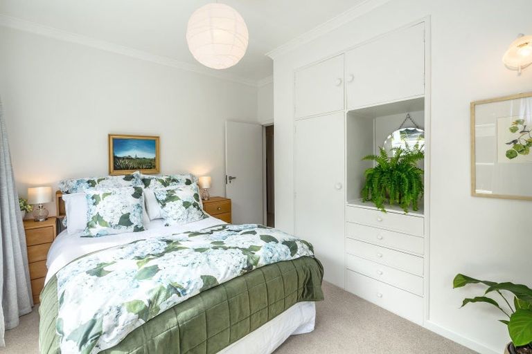 Photo of property in 431a High Street South, Carterton, 5713