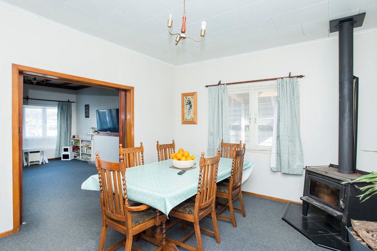 Photo of property in 96 Ormond Road, Whataupoko, Gisborne, 4010