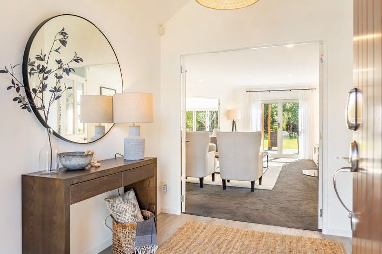 Photo of property in 65 Mount Marua Way, Timberlea, Upper Hutt, 5018