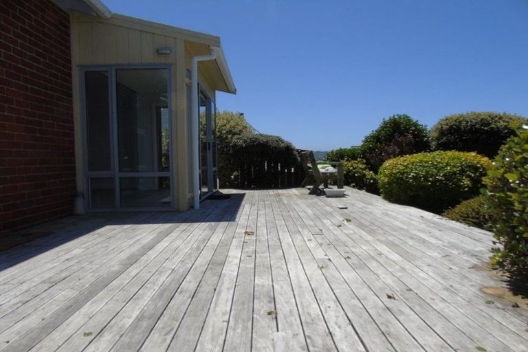 Photo of property in 77 Houghton Bay Road, Houghton Bay, Wellington, 6023