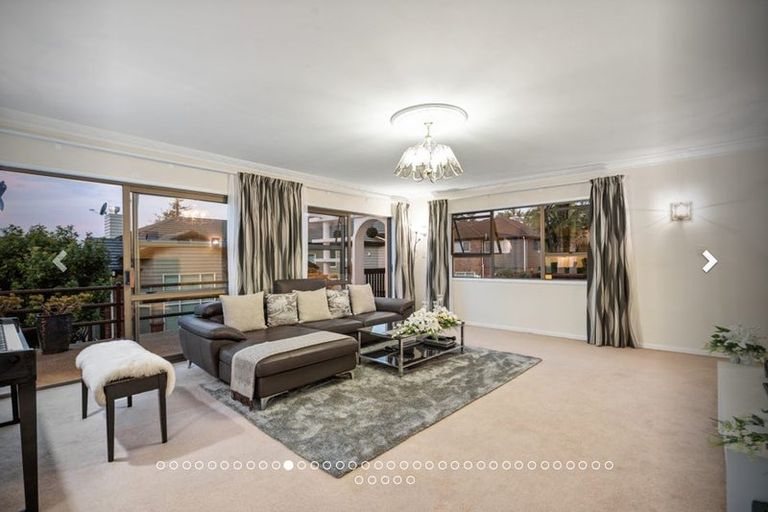 Photo of property in 10 Castleton Drive, Howick, Auckland, 2014