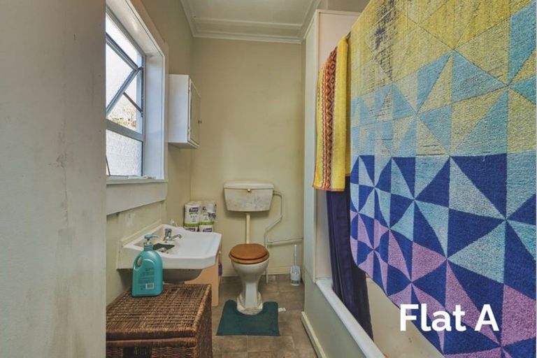 Photo of property in 22 Coote Road, Bluff Hill, Napier, 4110