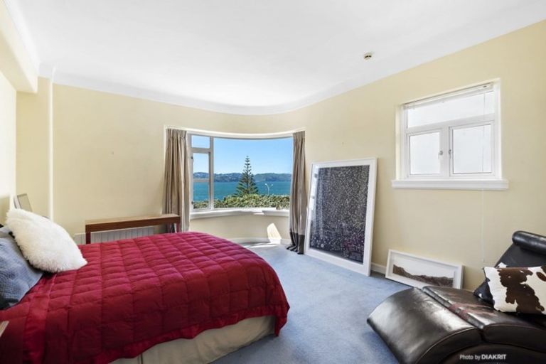Photo of property in Anscombe Apartments, 212 Oriental Parade, Oriental Bay, Wellington, 6011