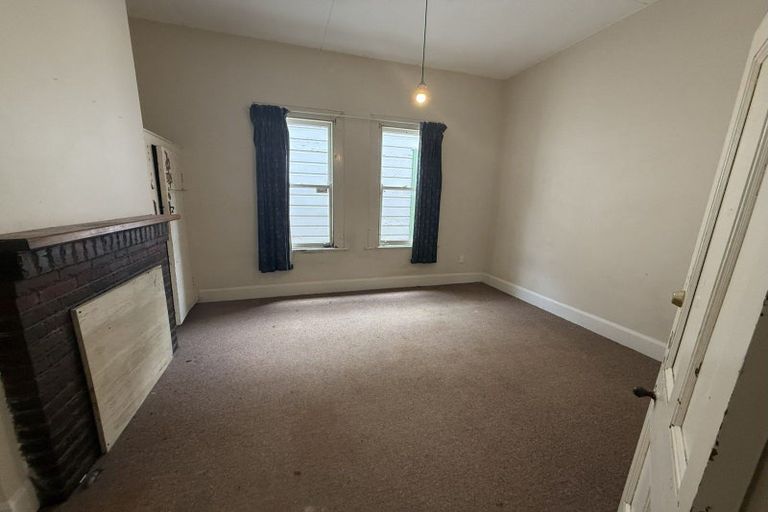 Photo of property in 24 Waldegrave Street, Palmerston North, 4410