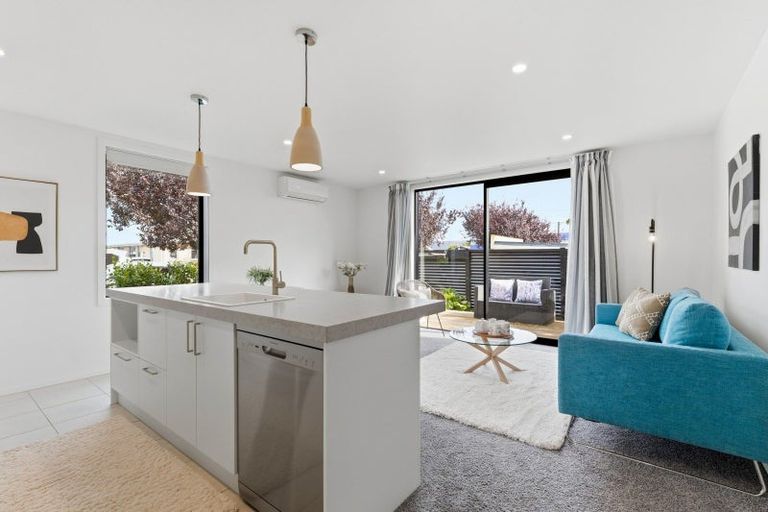 Photo of property in 1a Dey Street, Mosgiel, 9024