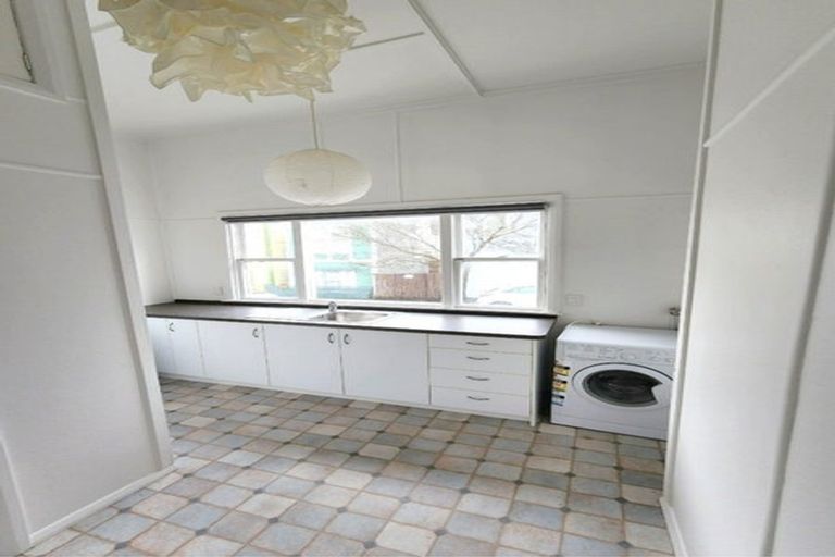 Photo of property in 74 Pirie Street, Mount Victoria, Wellington, 6011