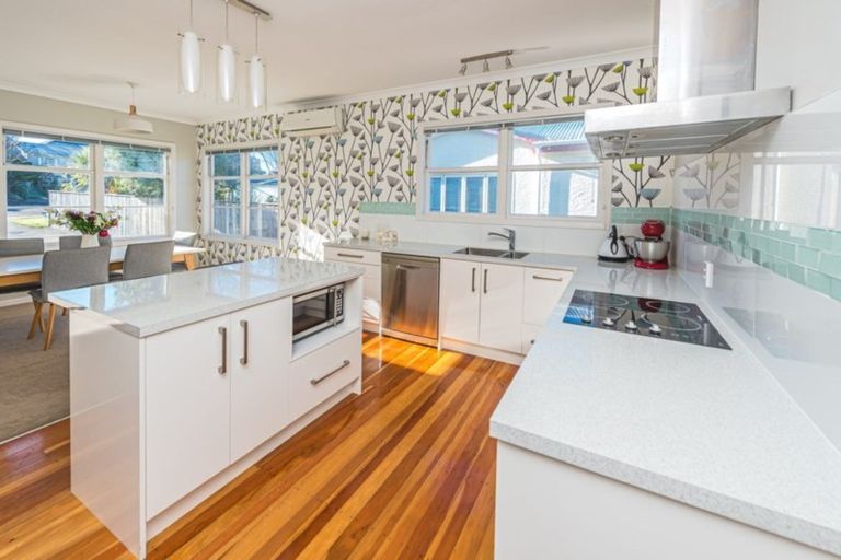 Photo of property in 23 Kent Road, Saint Johns Hill, Whanganui, 4501