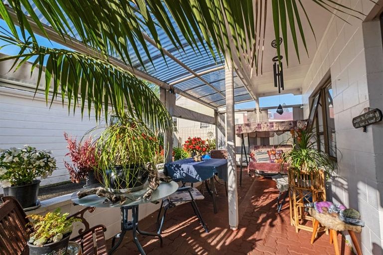Photo of property in 1/6 Princess Street, Waitara, 4320