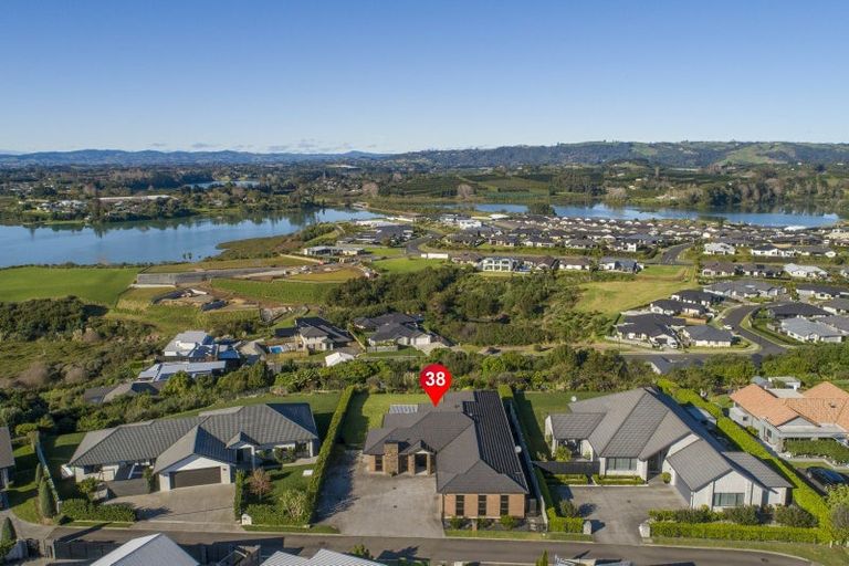 Photo of property in 38 Holyoake Terrace, Omokoroa, 3114