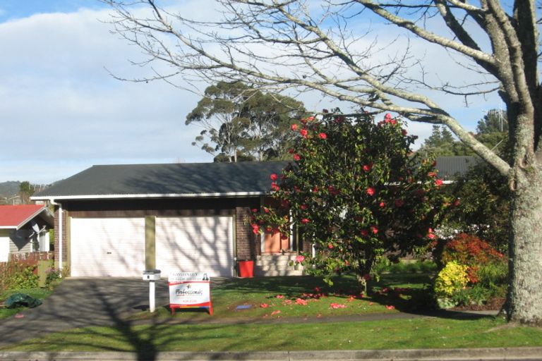 Photo of property in 8 Tait Street, Te Kamo, Whangarei, 0112