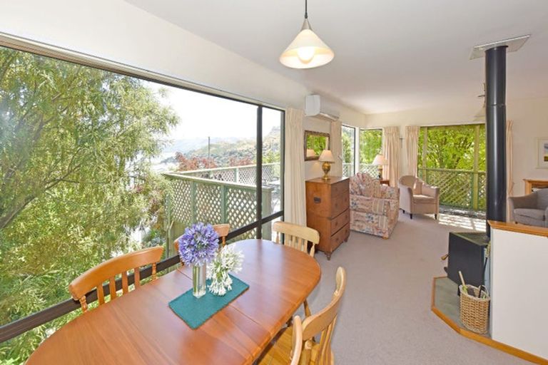 Photo of property in 1 Crossland Terrace, Lyttelton, 8082