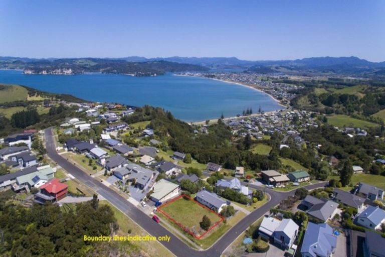 Photo of property in 2 Christa Court, Whitianga, 3510