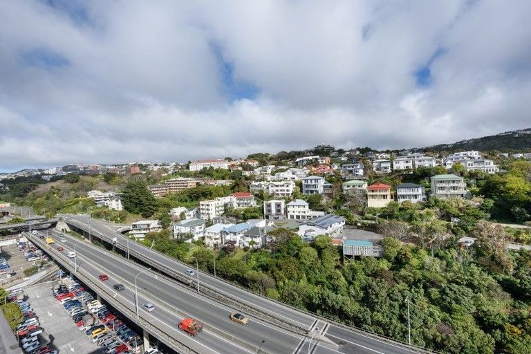 Photo of property in Terrace Tower Apartments, 126p4a The Terrace, Wellington Central, Wellington, 6011