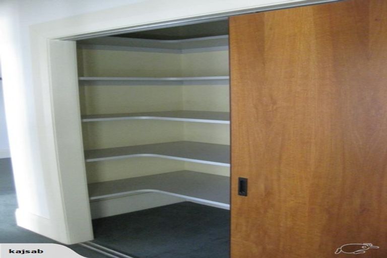 Photo of property in Dominion Apartments, 27/80 Victoria Street, Wellington Central, Wellington, 6011